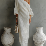 Elegantné off-shoulder šaty z bavlnenej-lenovej zmesi v slonovinovej farbe s voľným strihom