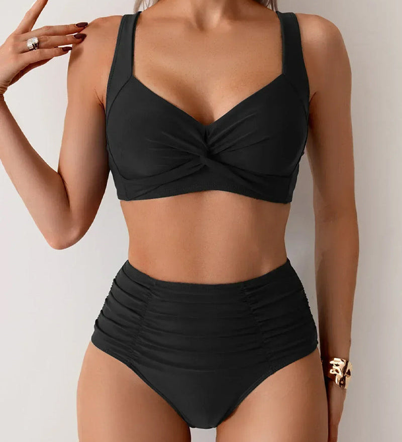 Jednoduché bikiny s uzlom na vysokom páse